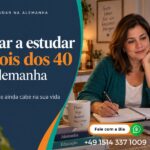 Mulher adulta com notebook e caderno na mesa de casa durante uma sessão de estudo - Voltar a estudar depois dos 40 na Alemanha